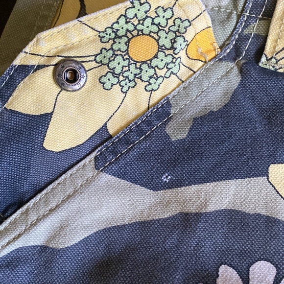 Forever 21 - Picture 6 of 6